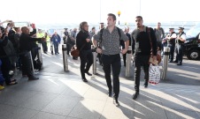 LONDON, ENGLAND - NOVEMBER 02: Richie McCaw, captain of Rugby World Cup winners, the New Zealand All Blacks arrives with team mates at Heathrow Airport at the start of their journey back to New Zealand on November 2, 2015 in London, United Kingdom. (Photo by David Rogers/Getty Images for England 2015)